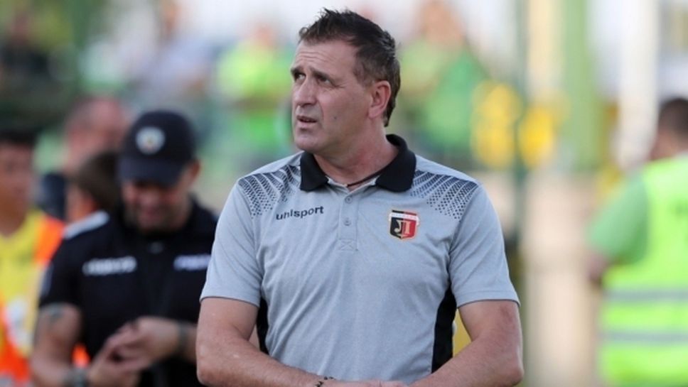 Бруно Акрапович дава пресконференция преди мача с Лудогорец