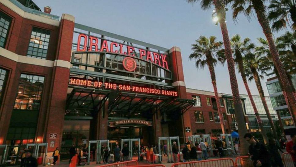 Сан Франциско прекръсти стадиона на "Оракъл Парк"