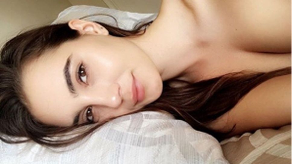 Сестрата на Патрик Шик очарова феновете на Барса (галерия)