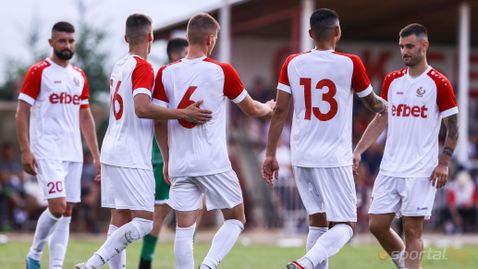  Бела тресна Спартак (Пл), рецитал на Запро Динев 