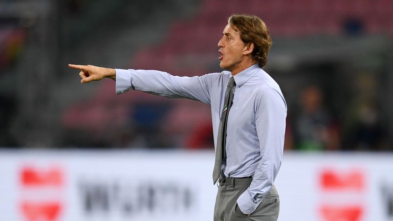 Селекционерът на Италия Роберто Манчини остана с положителни впечатления от