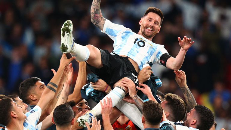 Неймар се присмя на аржентинските национали: Световната купа ли спечелиха?