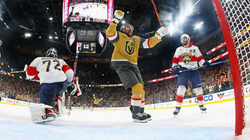 Лас Вегас поведе срещу Флорида във финалния плейоф за Купа "Стенли"
