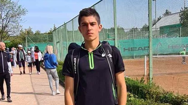 Дженев се класира за втория кръг на турнир по тенис в Тунис