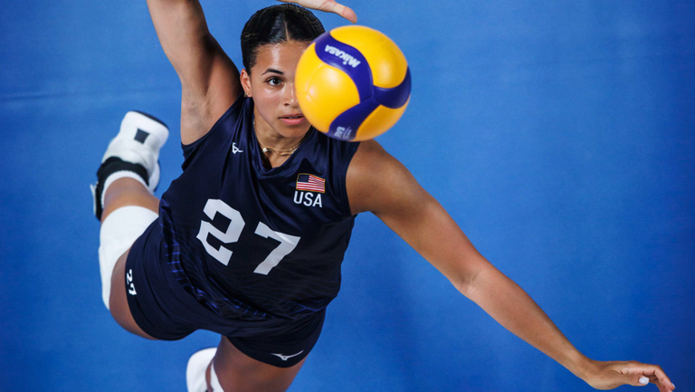 Волейболистките от женския национален отбор на САЩ записаха трета поредна