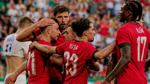 Португалия без Роналдо се отпусна за момент, но цялостно впечатли в първата си контрола