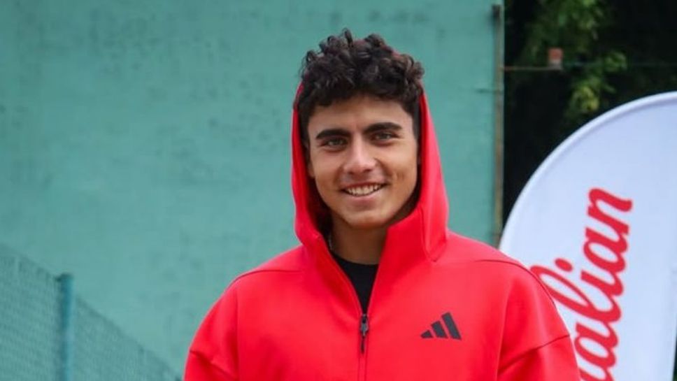 Иван Иванов се класира за четвъртфиналите на сингъл при юношите