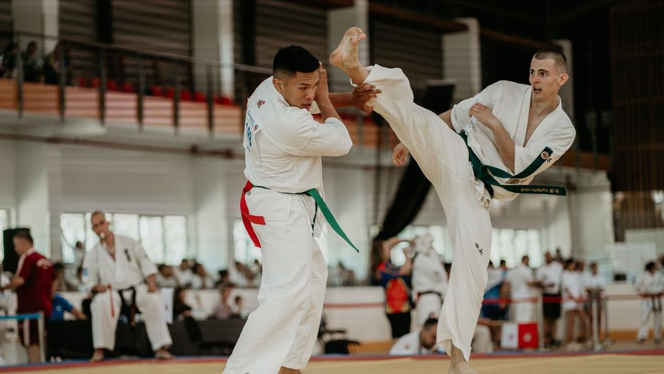 Български каратеки на подготовка в Сараево