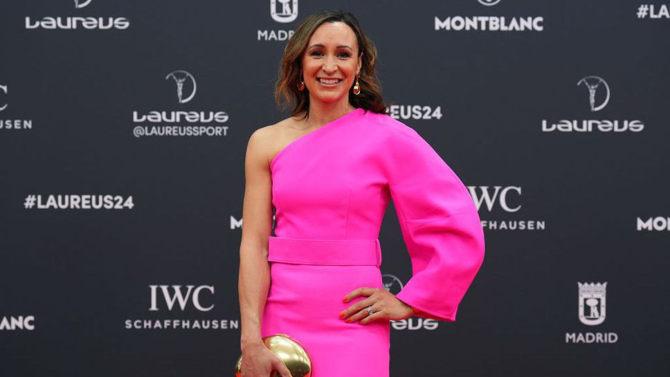 Над 100 от най известните британски атлети сред които Мо Фара