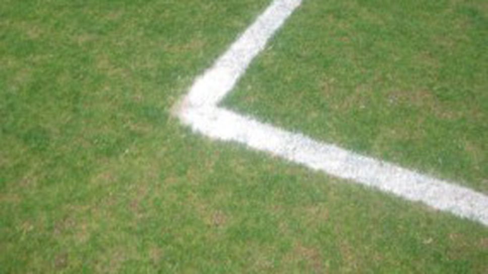 Вижте на какъв терен не позволиха на ЦСКА да играе - Спортул тренира там по-късно