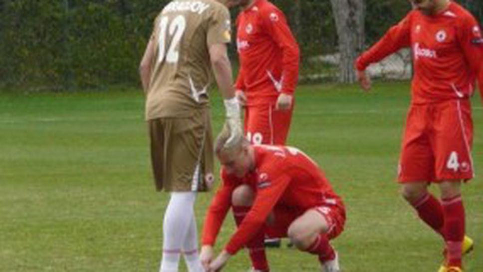 ЦСКА размаза словашкия шампион - играчите на Слован "скачат" на Андоне (видео)