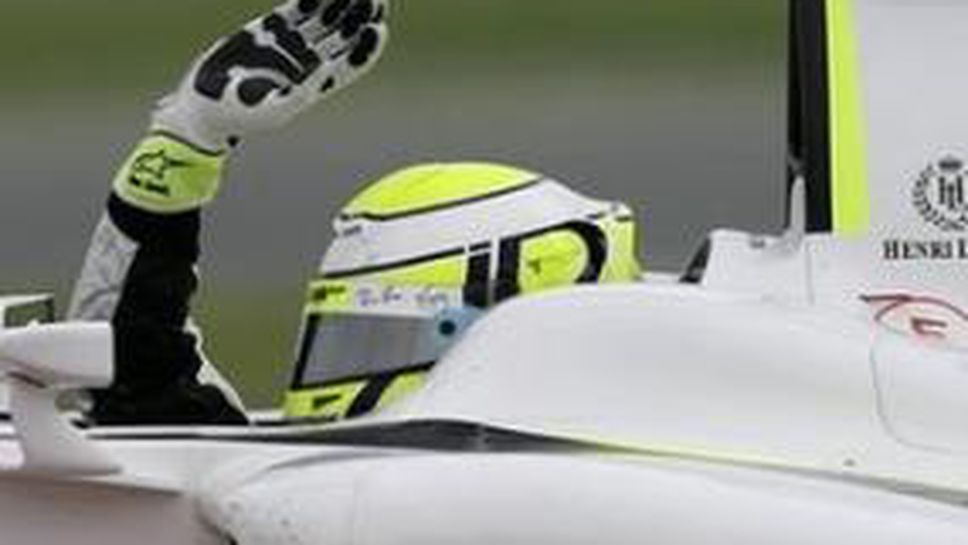 Хамилтън: Бътън е най-близо до титлата