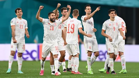Пътят до полуфиналите: Испания - от критики към нападението до 5 гола на мач