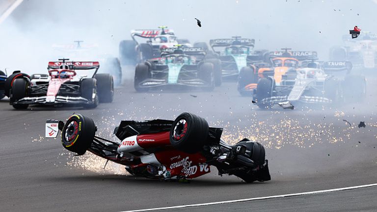 Отново зловеща катастрофа на старта на Гран При на Великобритания