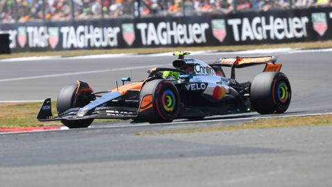 Ландо Норис излезе начело пред Леклер и Хамилтън във втората тренировка на "Силвърстоун"