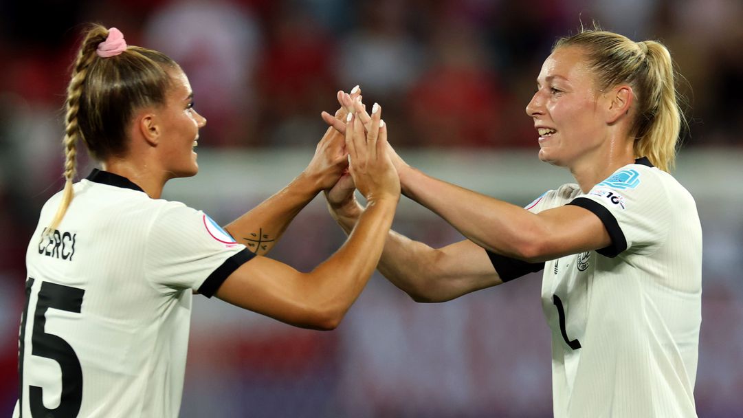 Германия и Швеция стартираха с очаквани победи