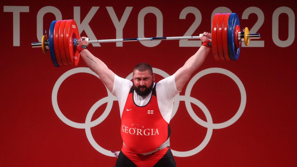 Лаша Талахадзе спечели олимпийската титла с три световни рекорди