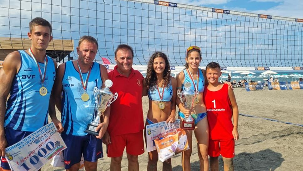 Милен Стоянов/Стефан Въртигов и Ева Петрова/Дарина Киндова триумфираха с Купата на турнира в Бургас