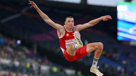 Победа за Божидар Саръбоюков с 8.19 и три салта