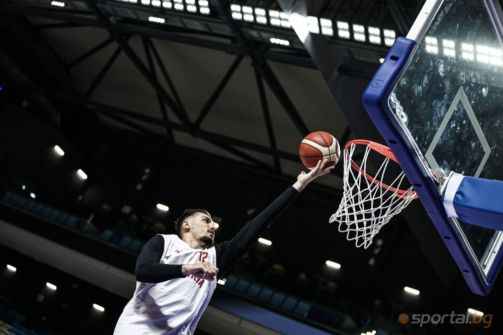  Тренировка на националите по баскетбол 