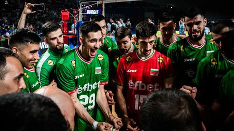 Волейболистът, който донесе победата на България над Словения във VNL, тренира на плажа…