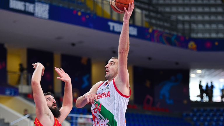 Центърът на националния отбор по баскетбол Андрей Иванов се надява,