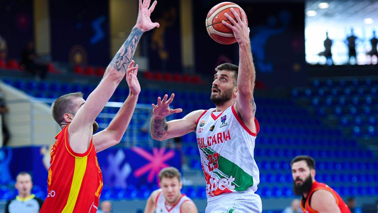 Гардът на мъжкия национален отбор по баскетбол Станимир Маринов не