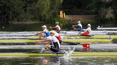 Емил Нейков със сребро на скиф на Европейското в Хазевинкел
