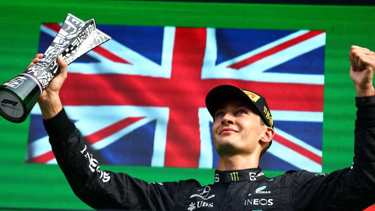 Мерцедес се върна в битката за победата с Джордж Ръсел