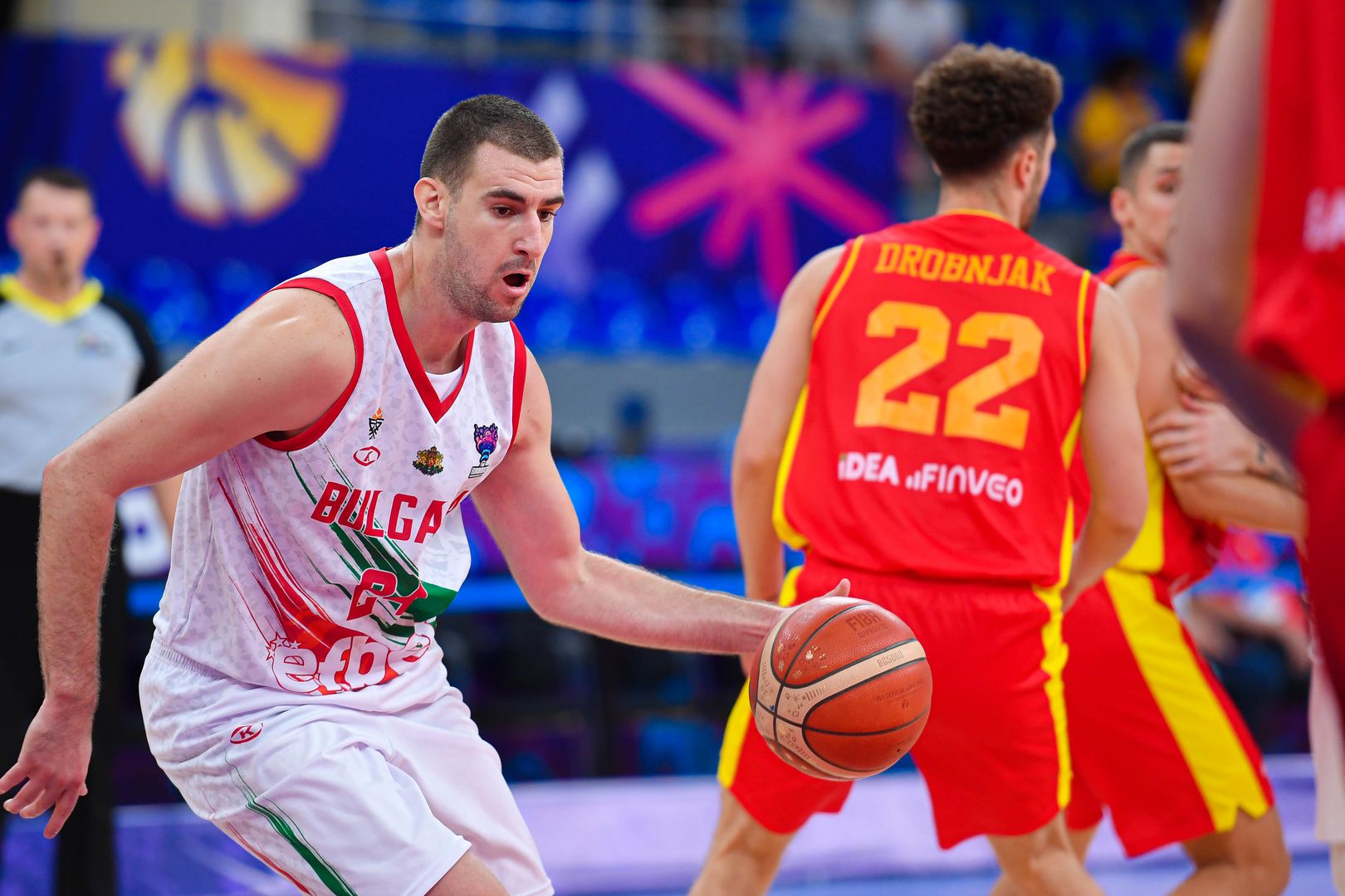 България се бори, но допусна загуба и срещу Черна Гора на ЕвроБаскет 2022