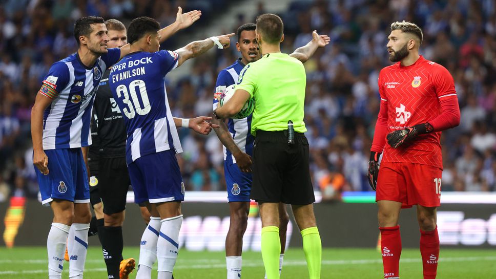 На мач на Порто: Развален монитор, отменена и пропусната дузпа в добавеното време и гол в 109-ата минута