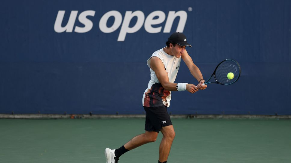 Иван Иванов също се класира за полуфиналите на US Open