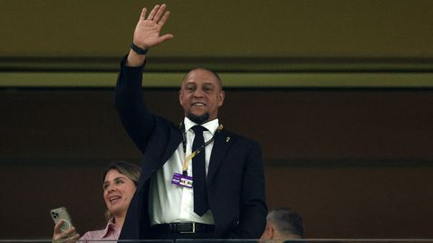 Легендата Роберто Карлош претърпя спешна операция