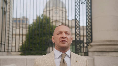 Макгрегър с апел към ирландците преди президентските избори