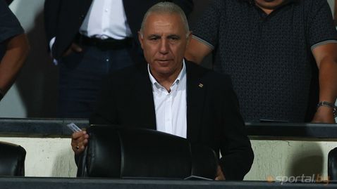 Стоичков: Не можем да се сърдим на играчите, това е реалността