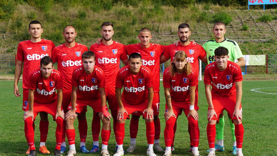 Победа с 4 0 постигна отбора на Струмска слава в среща