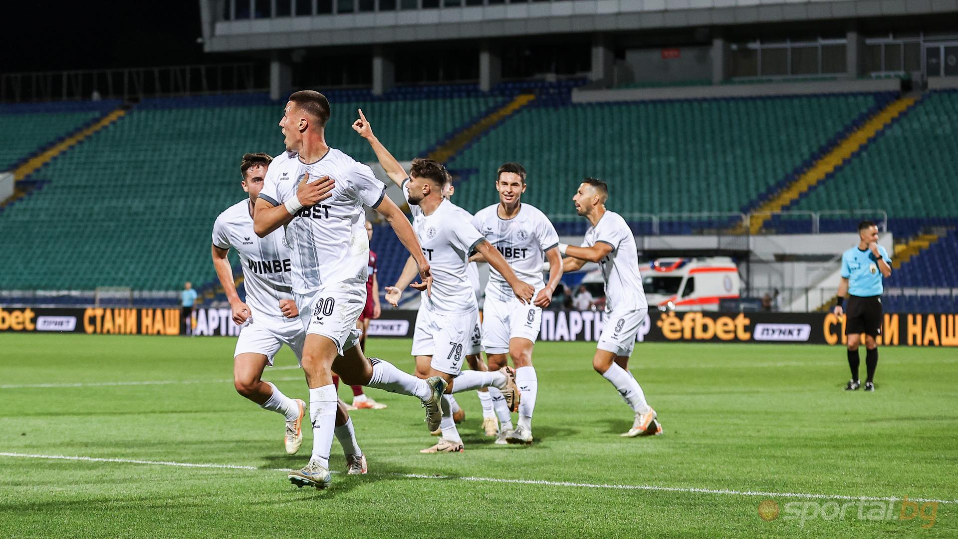 Септември 2:3 Ботев (Враца)