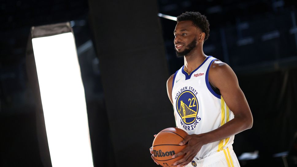 Звезда на Голдън Стейт избра да се ваксинира, за да не загуби половината от заплатата си