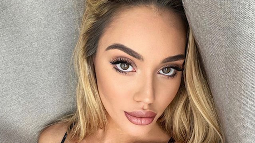 Биляна Лазарова спира дъха с нови пиперливи снимки