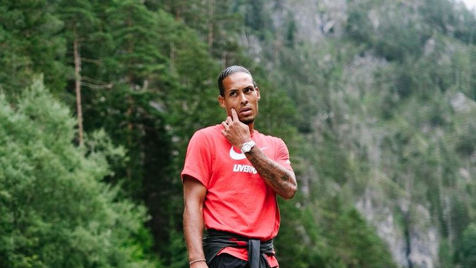 С кого от Ливърпул Ван Дайк би отишъл на самотен остров?