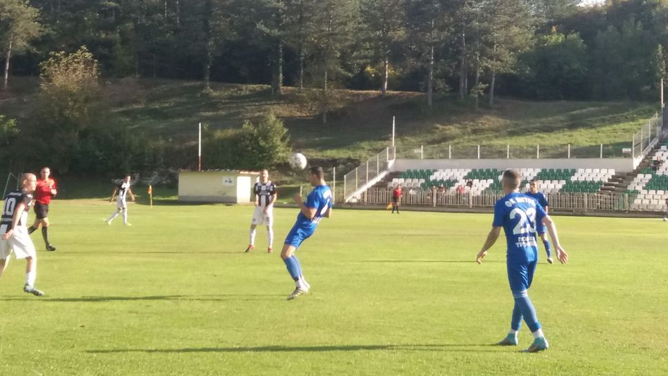 На 26 януари следващата година Янтра Полски Тръмбеш дава ход