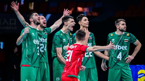 Волейболистите посветиха победата на Денис Карягин
