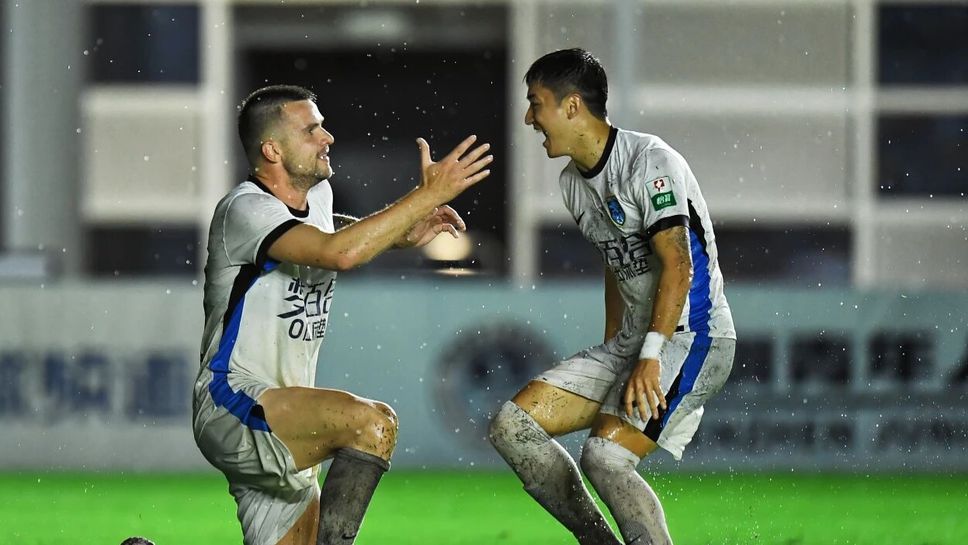 Алекс Колев избухна с два гола и асистенция, след като остана извън националния отбор