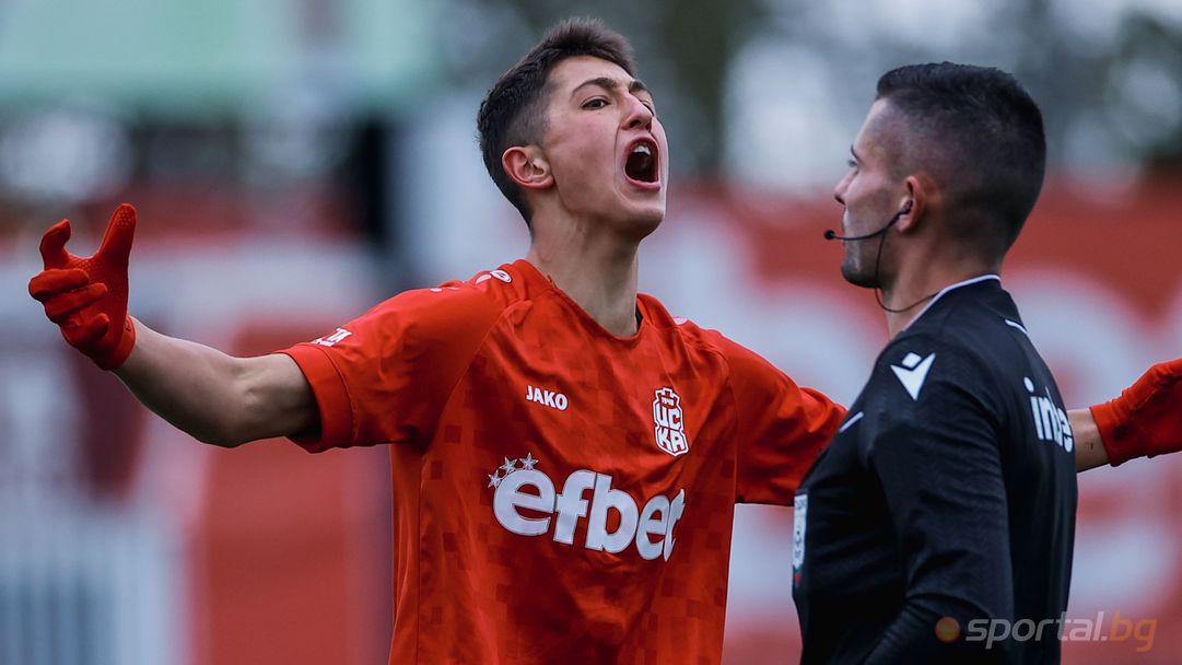 Лацио прати оферта за българин от ЦСКА 1948