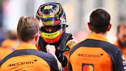  Бътън разяснява напрежението, което притиска Пиастри 