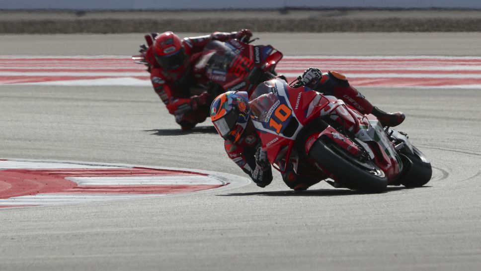 Лука Марини очаквано беше наказан след спринта в Индонезия