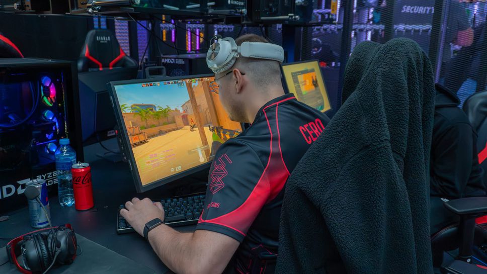 500 се справи със Sangal и ще играе плейофи в galaxy Battle