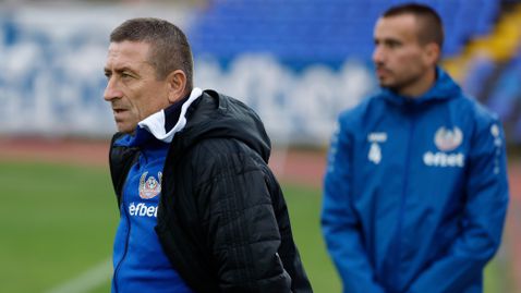 Нанков: Няма да излезем като обречени срещу ЦСКА