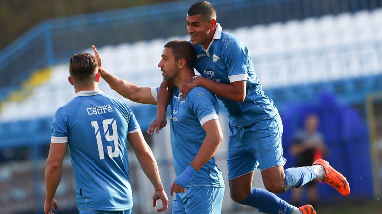  Спортист (Своге) победи Пирин (ГД) и освободи французин 