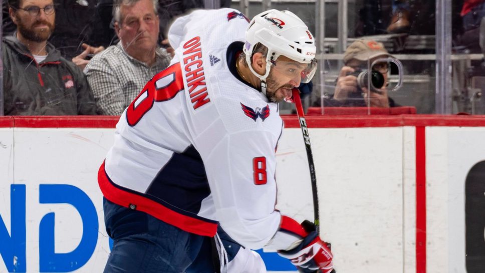 Алекс Овечкин изравни рекорд на легенда на Детройт